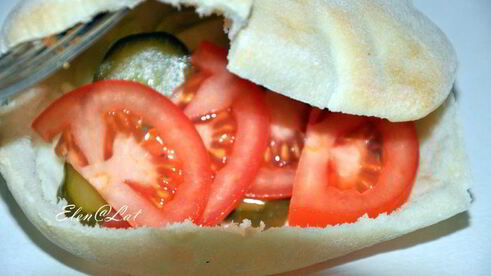 пита с начинкой и без