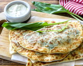 Сырные лепешки с зеленью и мацони