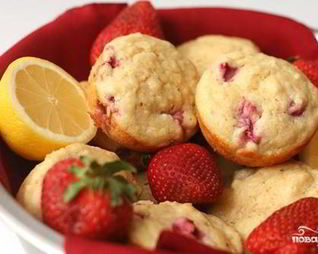 Клубнично-лимонные маффины с рикоттой