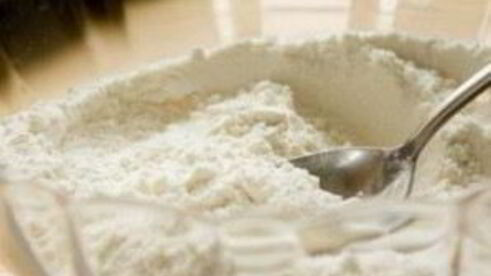 клюквенные маффины с фундуком