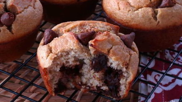 Рецепт Маффинов из овсянки и бананов с шоколадом