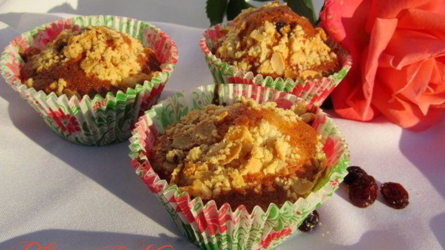 Рецепт маффинов с клюквой и миндальным штрейзелем