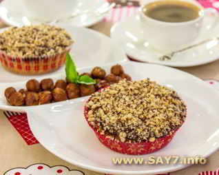 Маффины с курагой, фундуком и морковью