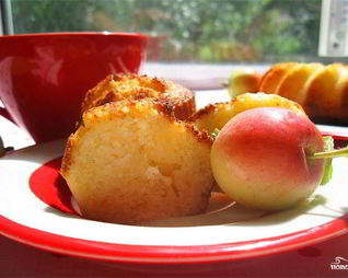 Маффины с творогом и яблоками
