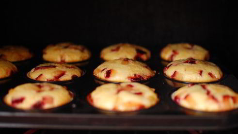 маффины со сливами