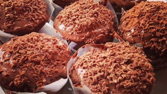 Рецепт Шоколадных маффинов с шоколадом и орешками