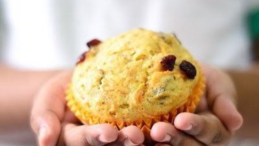 Рецепт веганских маффинов с морковкой и клюквой