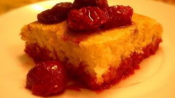 Рецепт Лимонного манника с вишневым соусом