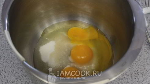 манник на кефире с изюмом