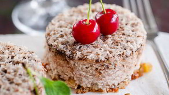 Рецепт Манника с изюмом и орехами в мультиварке