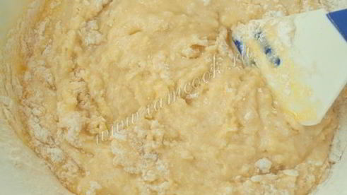 манник с яблоками на кефире