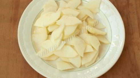 манник с яблоками на кефире