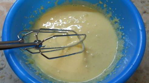 бисквитные оладьи с черникой