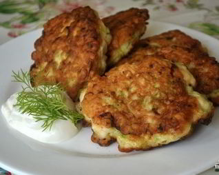 Кабачковые оладьи с куриным фаршем