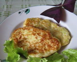 Кабачковые оладьи с сыром