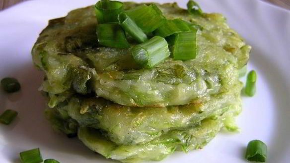 Рецепт Кабачковых оладий с зеленым луком