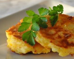 Картофельные оладьи с сыром