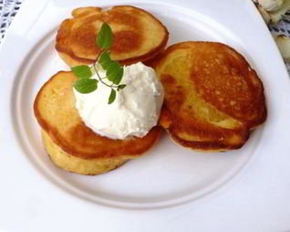 Кукурузные оладьи с апельсином