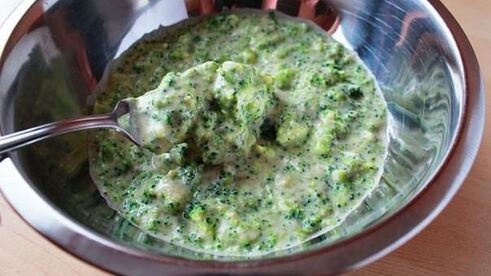 оладьи из брокколи и сыра пармезан