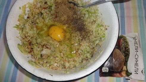 оладьи из кабачков с кашей и орехами