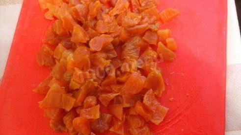 оладьи с морковкой и курагой