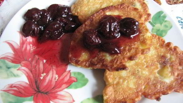 Рецепт Оладий с яблоками и изюмом