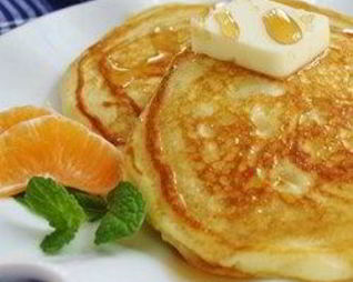 Пышные оладьи на кислом молоке