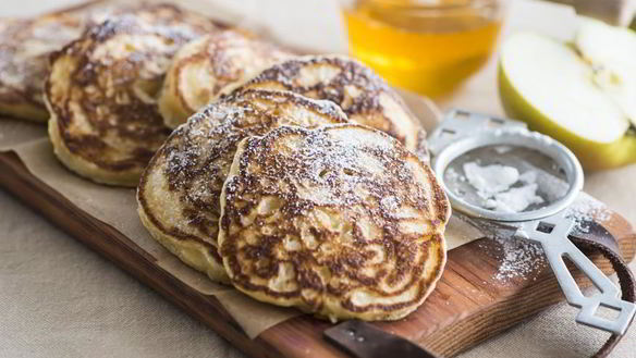 Рецепт Пышных оладий с яблоками