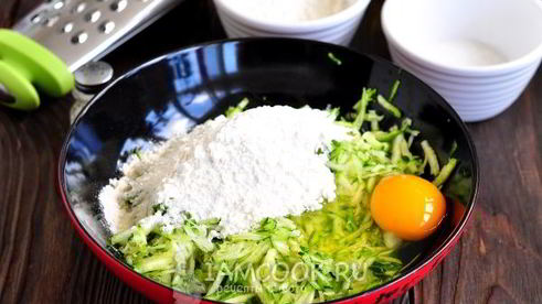 сладкие оладьи из кабачков