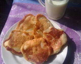 Старинные оладьи с яблоками