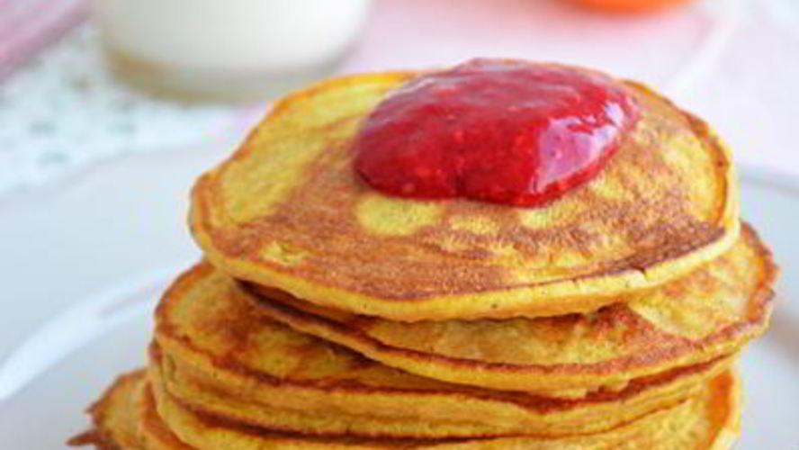 Рецепт тыквенных оладий со свежим малиновым вареньем