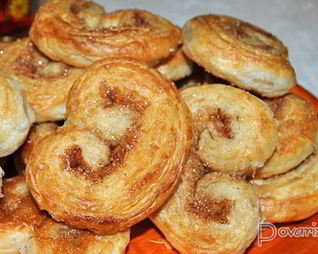 Быстрое печенье из слоеного теста