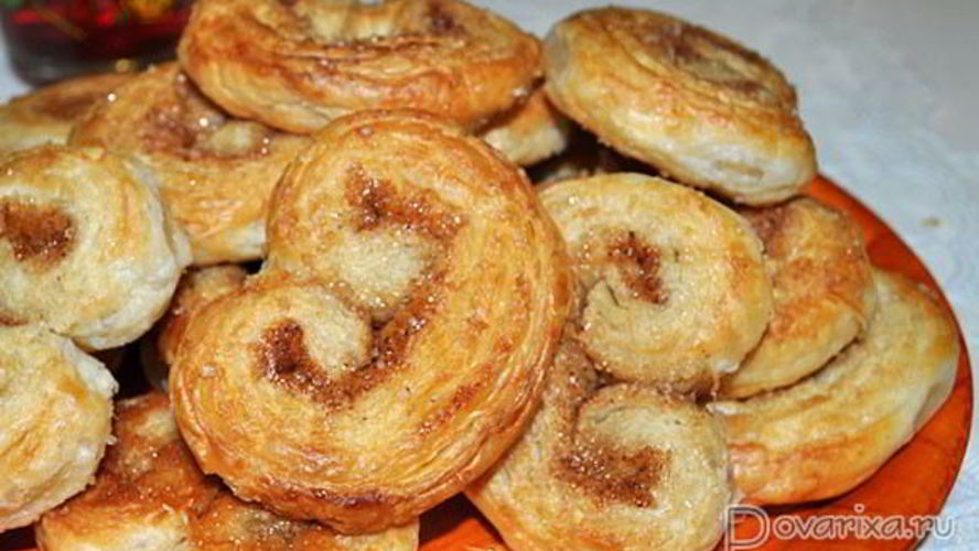 Рецепт быстрого печенья из слоеного теста