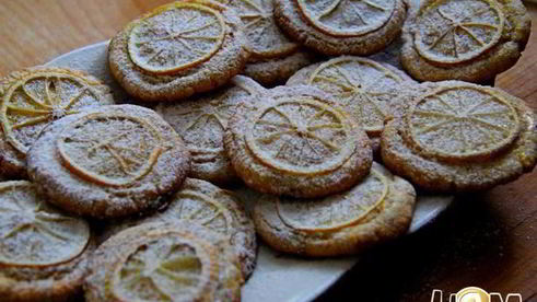 миндальное печенье с дольками лимона