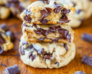 Мягкое печенье со сливочным сыром и шоколадом