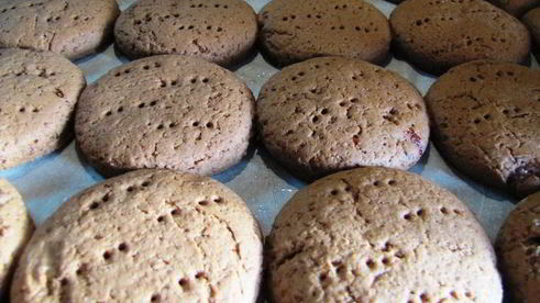 печенье шоколадное