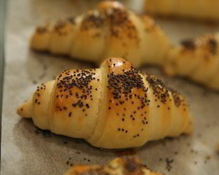 Рогалики с маком