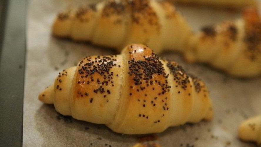 Рецепт рогаликов с маком