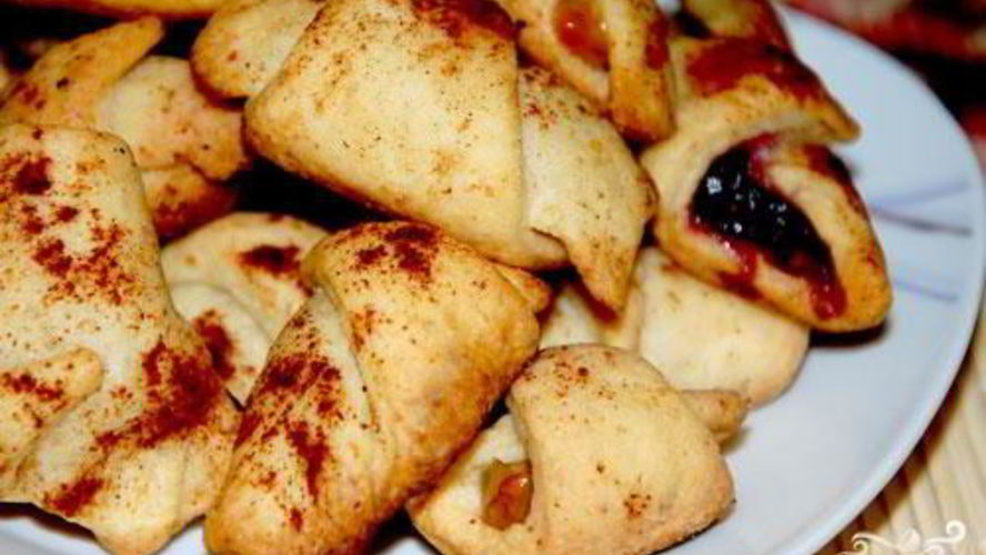 Рецепт рогаликов со сгущенкой