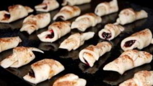 рогалики со сгущенкой