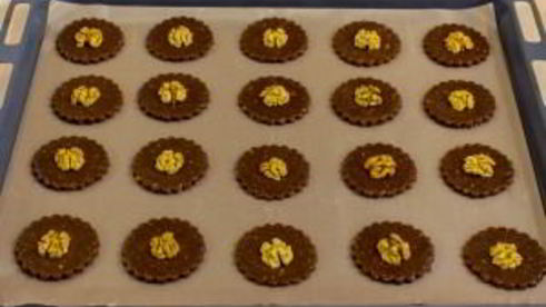 шоколадное печенье с грецкими орехами и имбирем