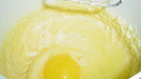 абрикосовый пирог-перевертыш с апельсиновой карамелью