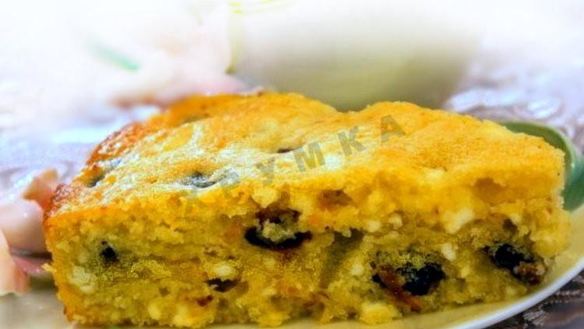 Рецепт Апельсинового пирога с творогом и черносливом