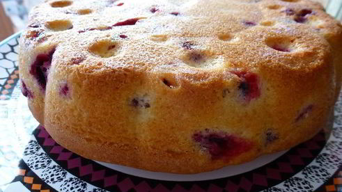 летний ягодный пирог