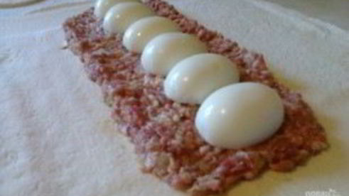 мясной пирог из слоеного теста