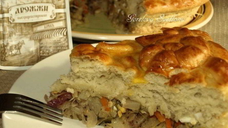 Рецепт пирога с квашеной капустой и картофелем