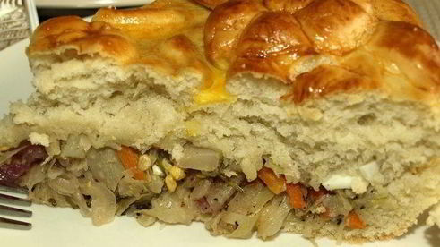 пирог с квашеной капустой и картофелем