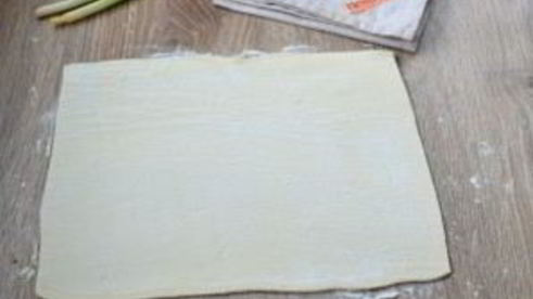 пирог со шпротами