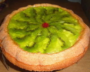 Сладкий пирог с киви