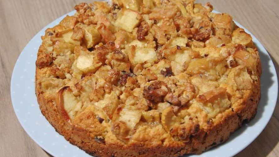 Рецепт яблочно-орехового пирог на сидре